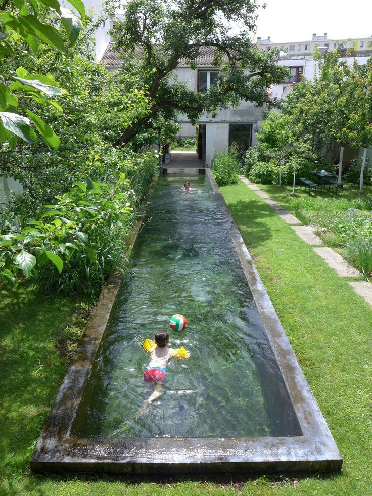 Agence GRUE - private garden with swimming pool  #infinitypool #poolideas #pool #pools #poolhouse #swim… | Backyard pool, Small pool design, Swimming pools backyard